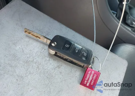 2015 Volkswagen Passat 1.8T Wolfsburg Edition from USA, damaged, VIN 1VWAT7A38FC002676